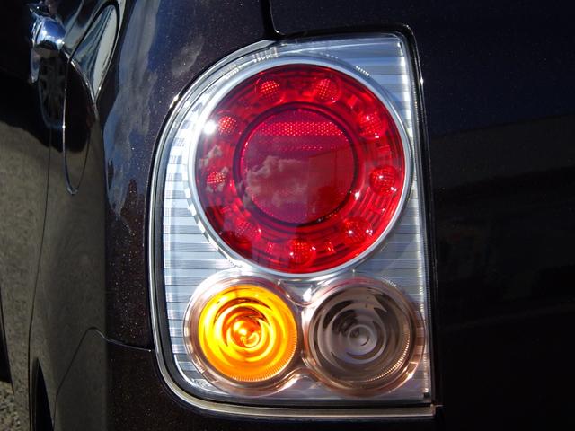 アルトラパンショコラ Ｘ　１年保証付　社外ナビ　フルセグＴＶ　バックカメラ　ＥＴＣ　Ｂｌｕｅｔｏｏｔｈ　ＣＤ・ＤＶＤ再生　ＨＩＤヘッドライト　レザーシート　アイドリングストップ　電動格納ミラー　スマートキー　プッシュスタート（52枚目）