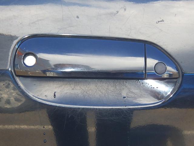 フィットハイブリッド ハイブリッド・１０ｔｈアニバーサリー　１年保証付　純正ＨＤＤナビ　ワンセグＴＶ　バックカメラ　ＥＴＣ　ＣＤ・ＤＶＤ再生　ラジオ　ステアリングスイッチ　クルーズコントロール　スマートキー　ＨＩＤヘッドライト　オートライト　オートエアコン（62枚目）