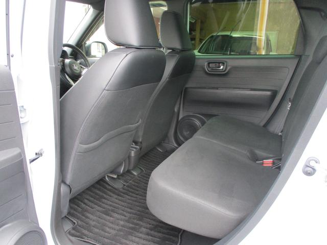 N-ONE プレミアム ワンオーナー・メーカー保証付き・禁煙車・走行7684km・9インチGathersナビ・Bカメラ・ETC(9枚目)