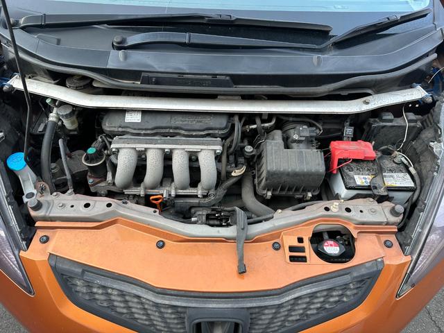 フィット ＲＳ　５速マニュアル車　車高調　ワイドトレッド　社外オーバーフェンダー　オレンジカラー（4枚目）