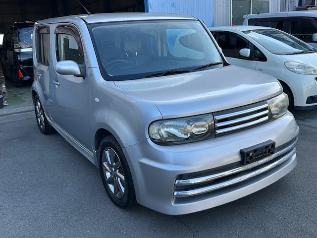 キューブ ライダー　純正ナビ　ＴＶ　　エアロ　メッキアルミ（2枚目）