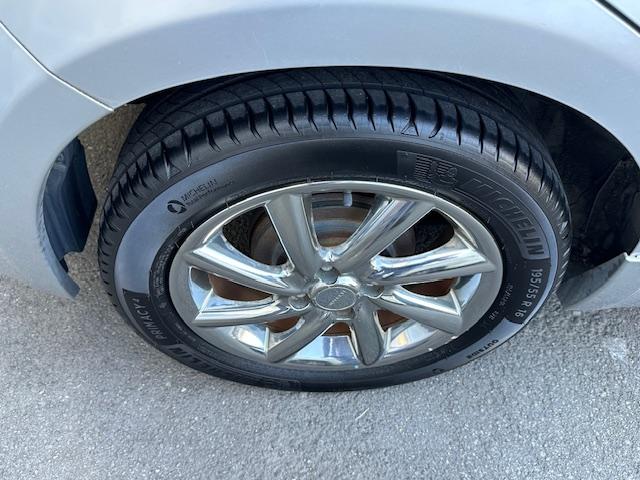 キューブ ライダー　純正ナビ　ＴＶ　　エアロ　メッキアルミ（17枚目）