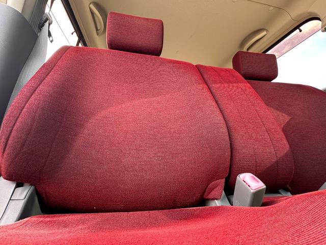 背もたれ部もコンディション良好