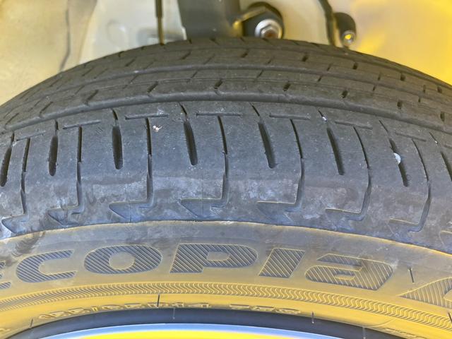 タント X 14インチフルホイールキャップ フルLEDヘッドランプ オート格納式カラードドアミラー 左側パワースライドドア TFTカラーマルチインフォメーションディスプレイ フルファブリックシート(5枚目)