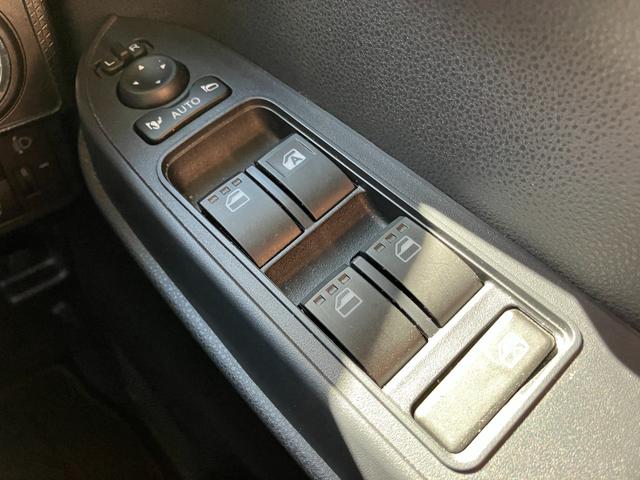 タント X 14インチフルホイールキャップ フルLEDヘッドランプ オート格納式カラードドアミラー 左側パワースライドドア TFTカラーマルチインフォメーションディスプレイ フルファブリックシート(37枚目)