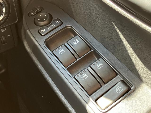 タント スローパーＸ　福祉車両　１４インチフルホイールキャップ　フルＬＥＤヘッドランプ　オート格納式カラードドアミラー　左側パワースライドドア　ＴＦＴカラーマルチインフォメーションディスプレイ　フルファブリックシート（27枚目）