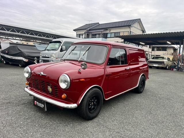 ＭＩＮＩ 　パネルバン　キャブ車　４ＭＴ　センターメーター　ローダウン　ＡＷ　観音開き（8枚目）