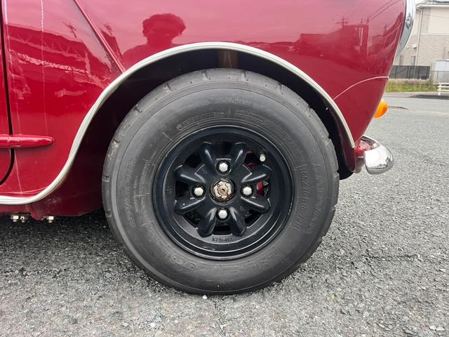 ＭＩＮＩ 　パネルバン　キャブ車　４ＭＴ　センターメーター　ローダウン　ＡＷ　観音開き（15枚目）