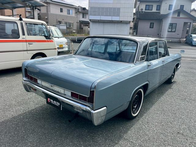 デボネア  エグゼクティブ Lテール ベンチシート コラムMT ローダウン ホワイトリボン(4枚目)