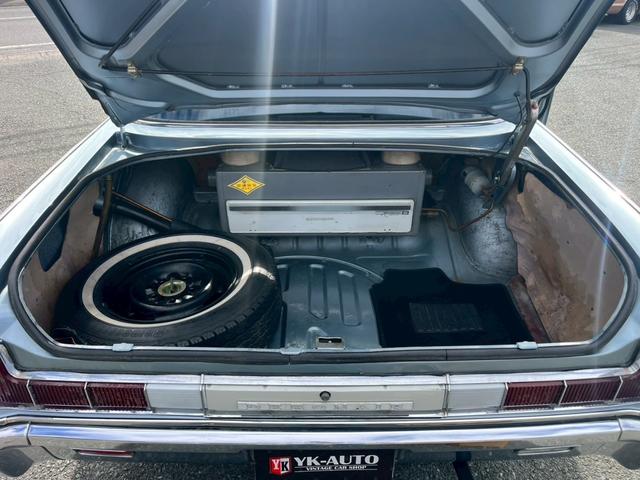 デボネア  エグゼクティブ Lテール ベンチシート コラムMT ローダウン ホワイトリボン(15枚目)