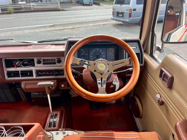 ホーミーコーチ SGL 丸目4灯E23ホーミー SGL ローダウン ホワイトリボンタイヤ バン登録 ワゴン登録可能(16枚目)