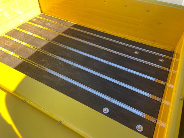 シボレーＣ－１０ ステップサイド　３５０エンジン　ウッドデッキ　ホーリーキャブ　ローダウン　クーラー　パワステ（7枚目）