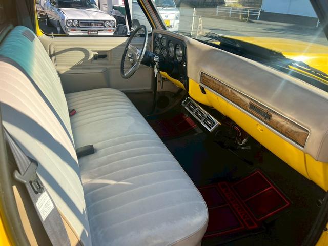 シボレーＣ－１０ ステップサイド　３５０エンジン　ウッドデッキ　ホーリーキャブ　ローダウン　クーラー　パワステ（20枚目）