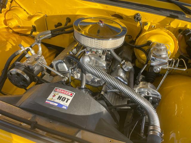 シボレーＣ－１０ ステップサイド　３５０エンジン　ウッドデッキ　ホーリーキャブ　ローダウン　クーラー　パワステ（28枚目）