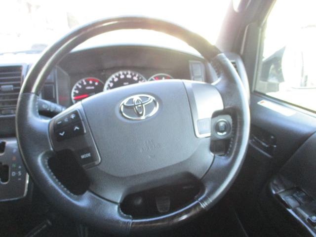 ハイエースバン スーパーＧＬ　ダークプライムＩＩ　純正ナビＴＶ　ビルトインＥＴＣ　バックカメラ　スマートキー　ＬＥＤヘッドライト　ローダウン　社外ＬＥＤテール　社外アルミ（15枚目）