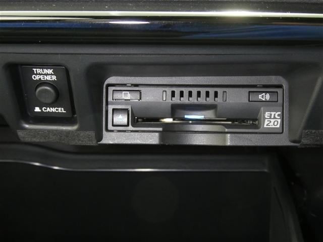 クラウンハイブリッド Ｓ　Ｃパッケージ　セーフティセンス　ドラレコ付　ＬＥＤヘッドライト　本革シート　純正アルミホイール　ＥＴＣ　バックモニター　スマートキー　ＣＤ／ＤＶＤ再生付き　フルセグメモリーナビ　オートエアコン　クルーズコントロール（13枚目）