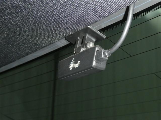 クラウンハイブリッド Ｓ　Ｃパッケージ　セーフティセンス　ドラレコ付　ＬＥＤヘッドライト　本革シート　純正アルミホイール　ＥＴＣ　バックモニター　スマートキー　ＣＤ／ＤＶＤ再生付き　フルセグメモリーナビ　オートエアコン　クルーズコントロール（15枚目）