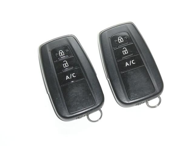 プリウスPHV S セーフティセンス フルセグメモリーナビ LEDヘッドライト リアスポイラー バックモニター ETC スマートキー 純正アルミホイール CD/DVD再生付き シート素材モケット 電源コンセント付き(20枚目)