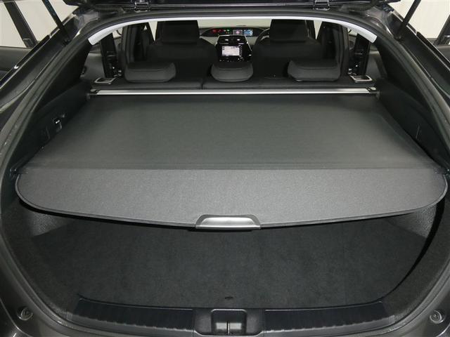 プリウス S セーフティセンス ドラレコ付き LEDヘッドライト リアスポイラー バックモニター ETC スマートキー 純正アルミホイール CD再生付き ワンセグメモリーナビ シート素材モケット オートエアコン(19枚目)