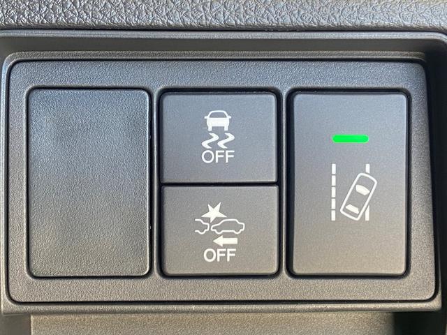 アブソルート・ホンダセンシング 純正ナビ バックモニター フルセグ Bluetooth 両側電動スライドドア HondaSENSING 運転席8ウェイパワーシート コンビシート 大型リアモニター 純正17インチアルミホイール(28枚目)