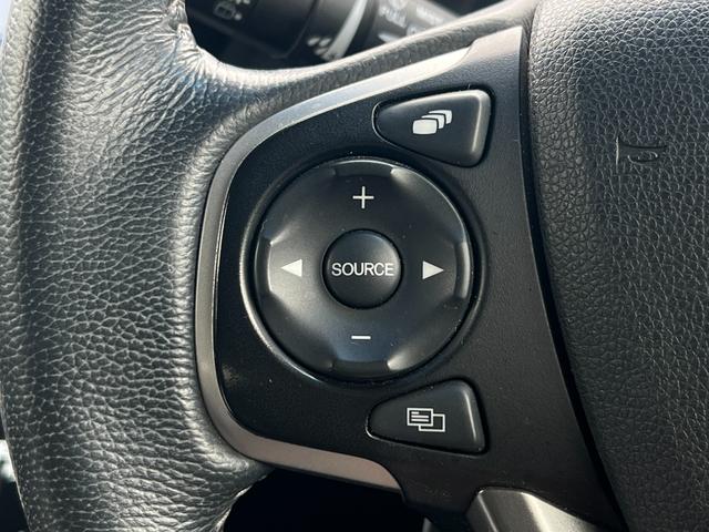 ステップワゴンスパーダ ｅ：ＨＥＶスパーダＧホンダセンシング　１年保証　ＬＥＤライト　ドライブレコーダ　カーテンエアバック　横滑り防止装置　クルーズコントロール　Ｂカメラ　ＵＳＢ接続　フルセグ　ＤＶＤ再生可能　ナビ＆ＴＶ　キーレス　ＥＴＣ　スマートキー　ＡＡＣ（22枚目）