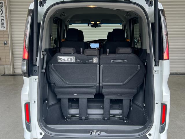 ステップワゴンスパーダ ｅ：ＨＥＶスパーダＧホンダセンシング　１年保証　ＬＥＤライト　ドライブレコーダ　カーテンエアバック　横滑り防止装置　クルーズコントロール　Ｂカメラ　ＵＳＢ接続　フルセグ　ＤＶＤ再生可能　ナビ＆ＴＶ　キーレス　ＥＴＣ　スマートキー　ＡＡＣ（60枚目）
