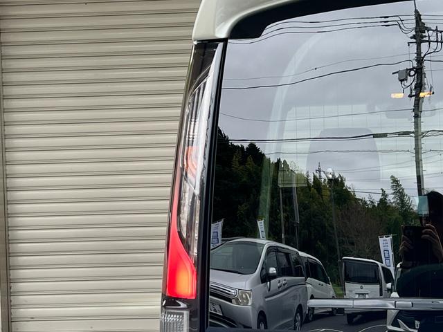 ステップワゴンスパーダ ｅ：ＨＥＶスパーダＧホンダセンシング　１年保証　ＬＥＤライト　ドライブレコーダ　カーテンエアバック　横滑り防止装置　クルーズコントロール　Ｂカメラ　ＵＳＢ接続　フルセグ　ＤＶＤ再生可能　ナビ＆ＴＶ　キーレス　ＥＴＣ　スマートキー　ＡＡＣ（77枚目）