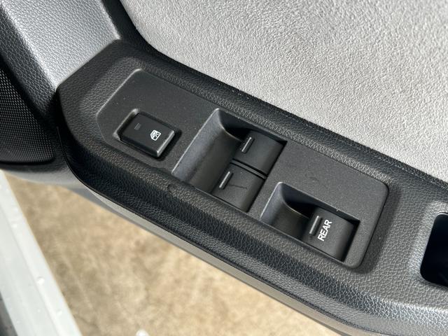 S660 β 保証付き1年 イモビライザー Wエアバック ABS LED サイドエアバッグ パワーウインドウ 運転席エアバッグ ETC オートエアコン キーレス パワーステアリング ターボ 横滑防止装置(24枚目)