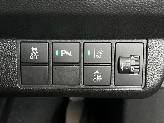 N-WGNカスタム L・ターボホンダセンシング 保証付き2年 ブレーキサポート 盗難警報装置 横滑り防止機能 サイドエアバック クルーズC クリアランスソナ LEDヘッド シ-トヒ-タ- リヤカメラ タ-ボ AAC Aストップ ABS ETC付き(23枚目)