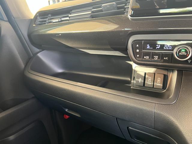 Ｎ－ＢＯＸカスタム Ｇ・ＥＸターボホンダセンシング　保証付き１年　Ｒカメ　クルコン　ナビＴＶ　サイドエアバッグ　タ－ボ　整備記録簿　ＬＥＤヘットライト　ＥＴＣ　ＵＳＢ接続　Ｆセグ　横滑り防止　パワーステアリング　ＤＶＤ再生可　Ｗエアバック　ＡＣ　ＡＢＳ（40枚目）