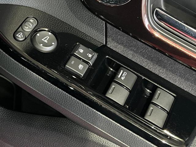 Ｎ－ＢＯＸカスタム Ｌターボ　保証付き２年　地デジチューナー　衝突軽減ブレーキサポート　ＬＥＤヘッドライ　アイドリングＳ　ターボエンジン　ＰＳ　カーテンエアバック　シートヒータ　エアバック　スマートキープッシュスタート　ＵＳＢ（29枚目）