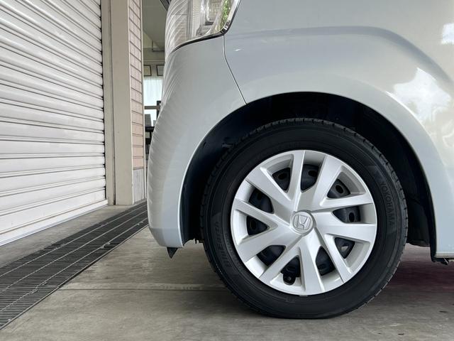 N-BOX L 保証付き1年 衝突回避支援ブレーキ I-STOP PW パワステ Sヒーター スマ-トキ- Bカメ 地デジTV ナビ&TV 両側スライド サイドエアバック 横滑り防止 ETC車載器 整備記録簿 DVD(61枚目)