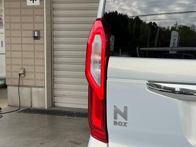 N-BOX L 保証付き1年 衝突回避支援ブレーキ I-STOP PW パワステ Sヒーター スマ-トキ- Bカメ 地デジTV ナビ&TV 両側スライド サイドエアバック 横滑り防止 ETC車載器 整備記録簿 DVD(77枚目)