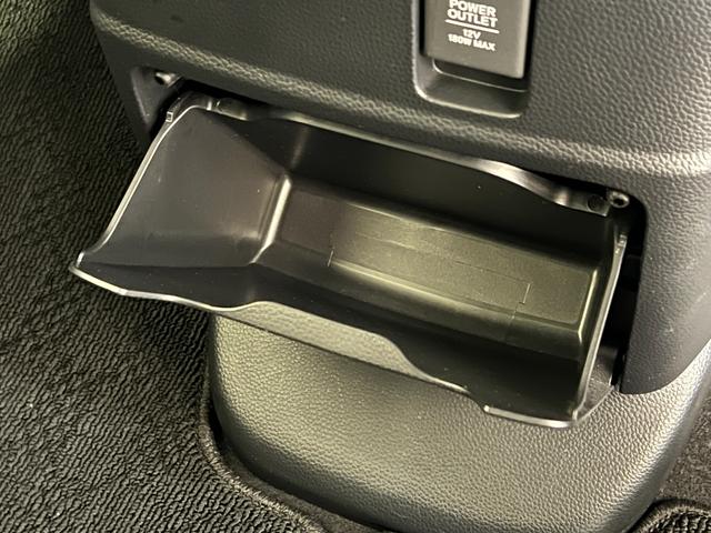 N-BOXカスタム Lスタイル+ブラック 保証1年 横滑り防止 シ-トヒ-タ- クルーズコントロール LEDライト 地デジ スマキー フルオートエアコン パワーステアリング サイドカーテンエアバック ABS Wエアバック パワーウインドウ(37枚目)