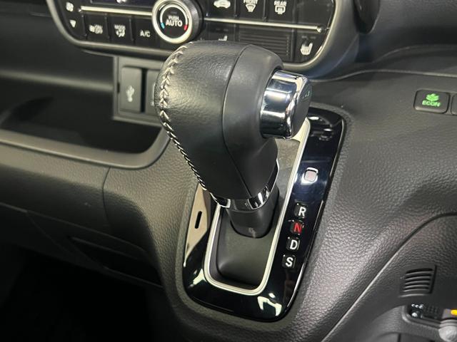 N-BOXカスタム G・Lターボホンダセンシング 保証付き1年 フルセ 両側PWスライドドア Bモニタ Iストップ セキュリティー 点検記録簿 USB接続 クルーズコントロール ナビTV キーレスエントリー ヒーター VSA LEDランプ PW PS(33枚目)