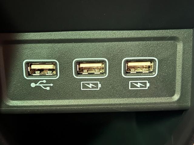 N-ONE プレミアムツアラー 保証2年 ターボエンジン カーテンエアバック 記録簿 LEDランプ クルコン 前席シートヒーター ETC Wエアバッグ フルオートエアコン エアバック DVD ABS パワステ パワーウインドウ(28枚目)