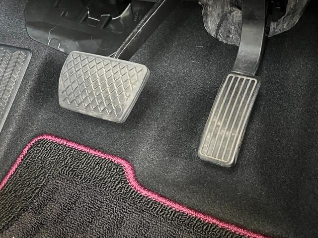 フィット e:HEVネス 保証2年 衝突軽減 Rカメ パーキングセンサー サイドカーテンエアバック LED オートエアコン スマキー エアバッグ VSA キーレス クルコン(25枚目)