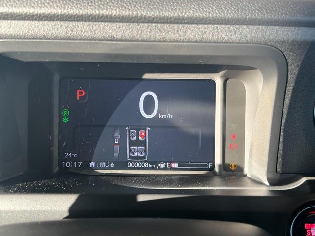 Ｎ－ＢＯＸカスタム ターボ　車線逸脱　衝突被害軽減　禁煙　オートマチックハイビーム　パワステ　両席エアバック　サイドエアバッグ　パワーウィンドウ　アイドリングストップ　自動追従　登録済未使用車（8枚目）