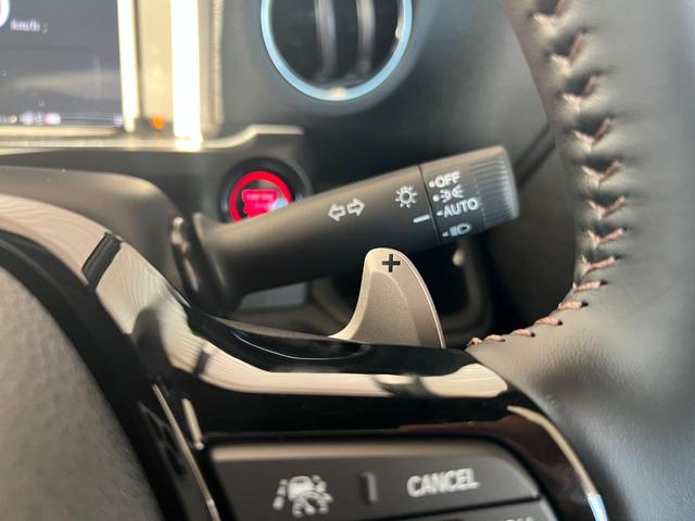 Ｎ－ＢＯＸカスタム ターボ　車線逸脱　衝突被害軽減　禁煙　オートマチックハイビーム　パワステ　両席エアバック　サイドエアバッグ　パワーウィンドウ　アイドリングストップ　自動追従　登録済未使用車（13枚目）