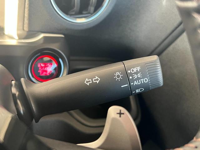 Ｎ－ＢＯＸカスタム ターボ　車線逸脱　衝突被害軽減　禁煙　オートマチックハイビーム　パワステ　両席エアバック　サイドエアバッグ　パワーウィンドウ　アイドリングストップ　自動追従　登録済未使用車（15枚目）