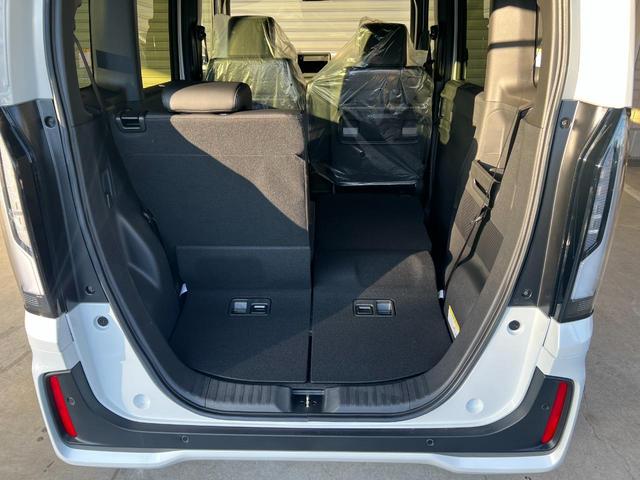 Ｎ－ＢＯＸカスタム ターボ　車線逸脱　衝突被害軽減　禁煙　オートマチックハイビーム　パワステ　両席エアバック　サイドエアバッグ　パワーウィンドウ　アイドリングストップ　自動追従　登録済未使用車（36枚目）