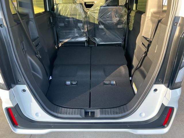 Ｎ－ＢＯＸカスタム ターボ　車線逸脱　衝突被害軽減　禁煙　オートマチックハイビーム　パワステ　両席エアバック　サイドエアバッグ　パワーウィンドウ　アイドリングストップ　自動追従　登録済未使用車（37枚目）