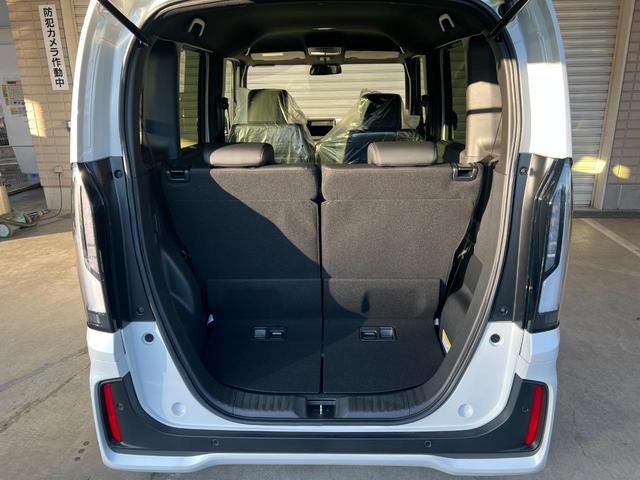 Ｎ－ＢＯＸカスタム ターボ　車線逸脱　衝突被害軽減　禁煙　オートマチックハイビーム　パワステ　両席エアバック　サイドエアバッグ　パワーウィンドウ　アイドリングストップ　自動追従　登録済未使用車（38枚目）