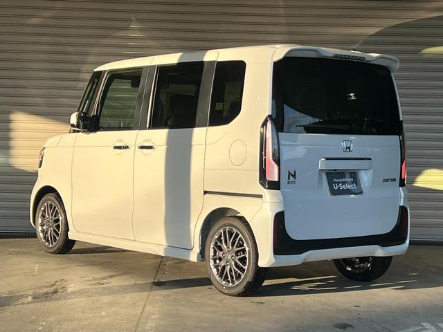 Ｎ－ＢＯＸカスタム ターボ　車線逸脱　衝突被害軽減　禁煙　オートマチックハイビーム　パワステ　両席エアバック　サイドエアバッグ　パワーウィンドウ　アイドリングストップ　自動追従　登録済未使用車（48枚目）