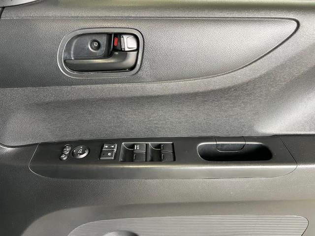 N-BOX GSSパッケージ 保証付1年 W電動ドア Iストップ ダブルエアバック HDDナビゲーションシステム TVナビ サイドカーテンエアバック 点検記録簿 1セグTV スマートキー&プッシュスタート DVD視聴可 横滑防止(27枚目)