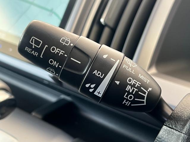 ステップワゴンスパーダ Ｚクールスピリット　保証付き１年　キーフリー　ナビＴＶ　横滑防止　記録簿付き　ＤＶＤ視聴可能　フルオートエアコン　パワーウインドウ　Ａクルーズ　運転席エアバック　パワステ　ワンセグ　ＡＢＳ　ＥＴＣ　エコアイドル（17枚目）