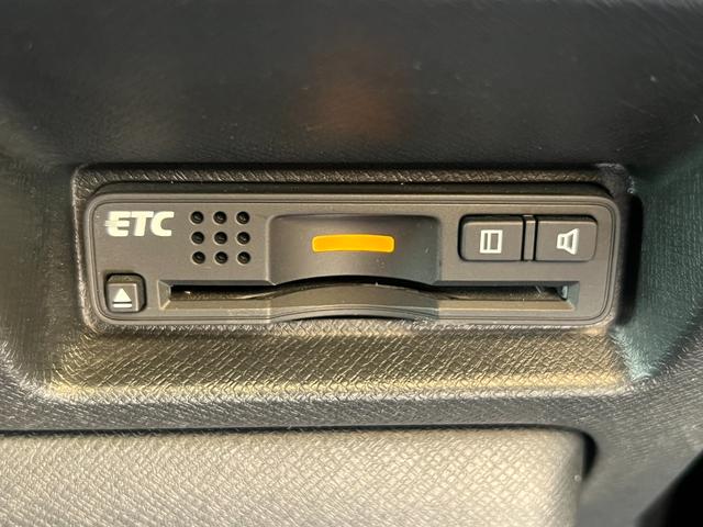 ステップワゴンスパーダ Ｚクールスピリット　保証付き１年　キーフリー　ナビＴＶ　横滑防止　記録簿付き　ＤＶＤ視聴可能　フルオートエアコン　パワーウインドウ　Ａクルーズ　運転席エアバック　パワステ　ワンセグ　ＡＢＳ　ＥＴＣ　エコアイドル（27枚目）