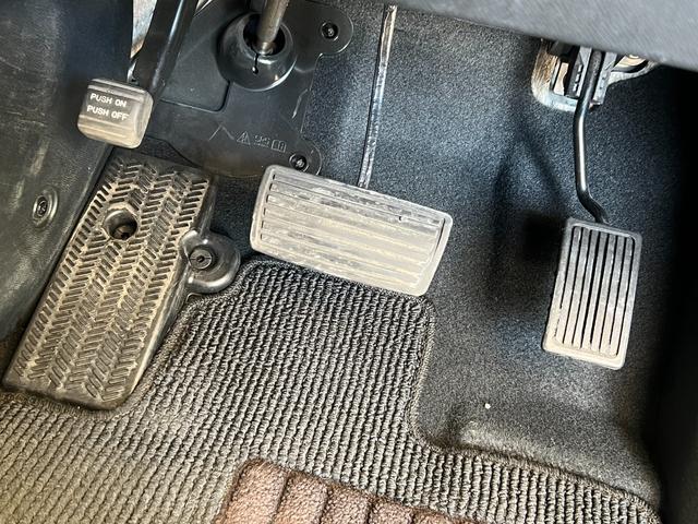 ステップワゴンスパーダ Ｚクールスピリット　保証付き１年　キーフリー　ナビＴＶ　横滑防止　記録簿付き　ＤＶＤ視聴可能　フルオートエアコン　パワーウインドウ　Ａクルーズ　運転席エアバック　パワステ　ワンセグ　ＡＢＳ　ＥＴＣ　エコアイドル（31枚目）