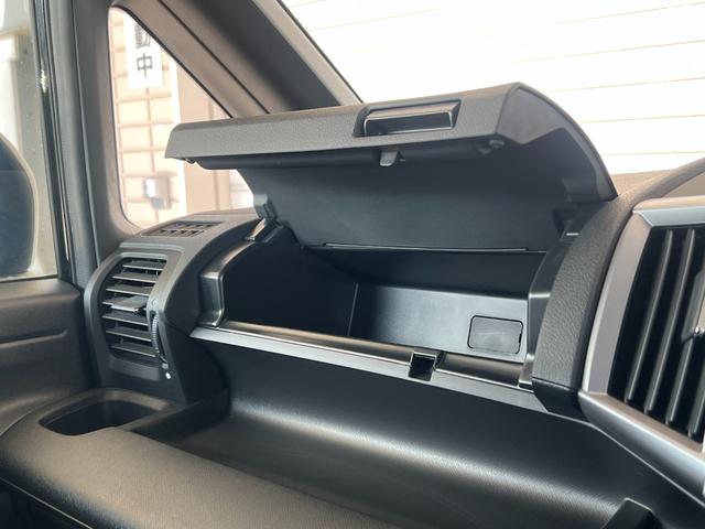 ステップワゴンスパーダ Ｚクールスピリット　保証付き１年　キーフリー　ナビＴＶ　横滑防止　記録簿付き　ＤＶＤ視聴可能　フルオートエアコン　パワーウインドウ　Ａクルーズ　運転席エアバック　パワステ　ワンセグ　ＡＢＳ　ＥＴＣ　エコアイドル（39枚目）