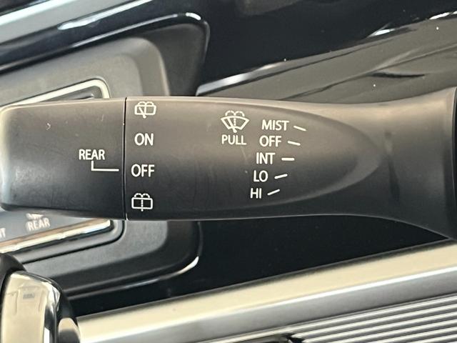 スペーシアカスタム ハイブリッドＧＳ　保証付き１年　前後誤発進抑制機能　ＥＳＰ　シートＨ　ナビ＆ＴＶ　ＤＶＤ再生　運転席助手席エアバック　ＥＴＣ車載器　ＬＥＤヘッドライト　記録簿　スマートキー　サイドエアバッグ　エアコン　アイストップ（10枚目）